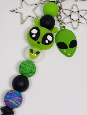 Handmade Silicone Focal Beaded Alien Keychain